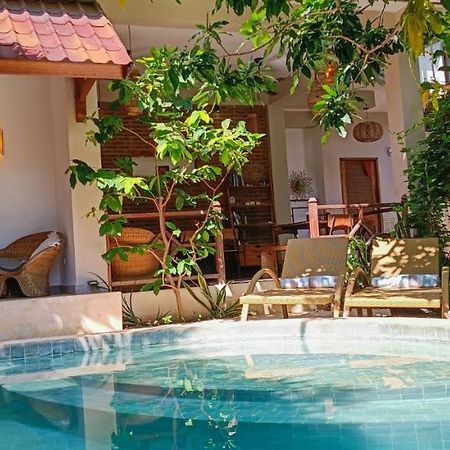 Soraya Yoga Wellness Center Hotell Gili Trawangan Exteriör bild